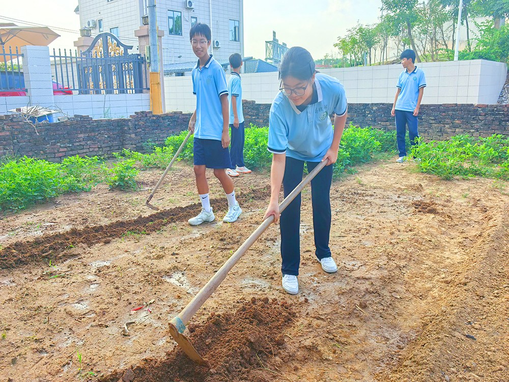 东莞正规专管不听话孩子学校联系方式